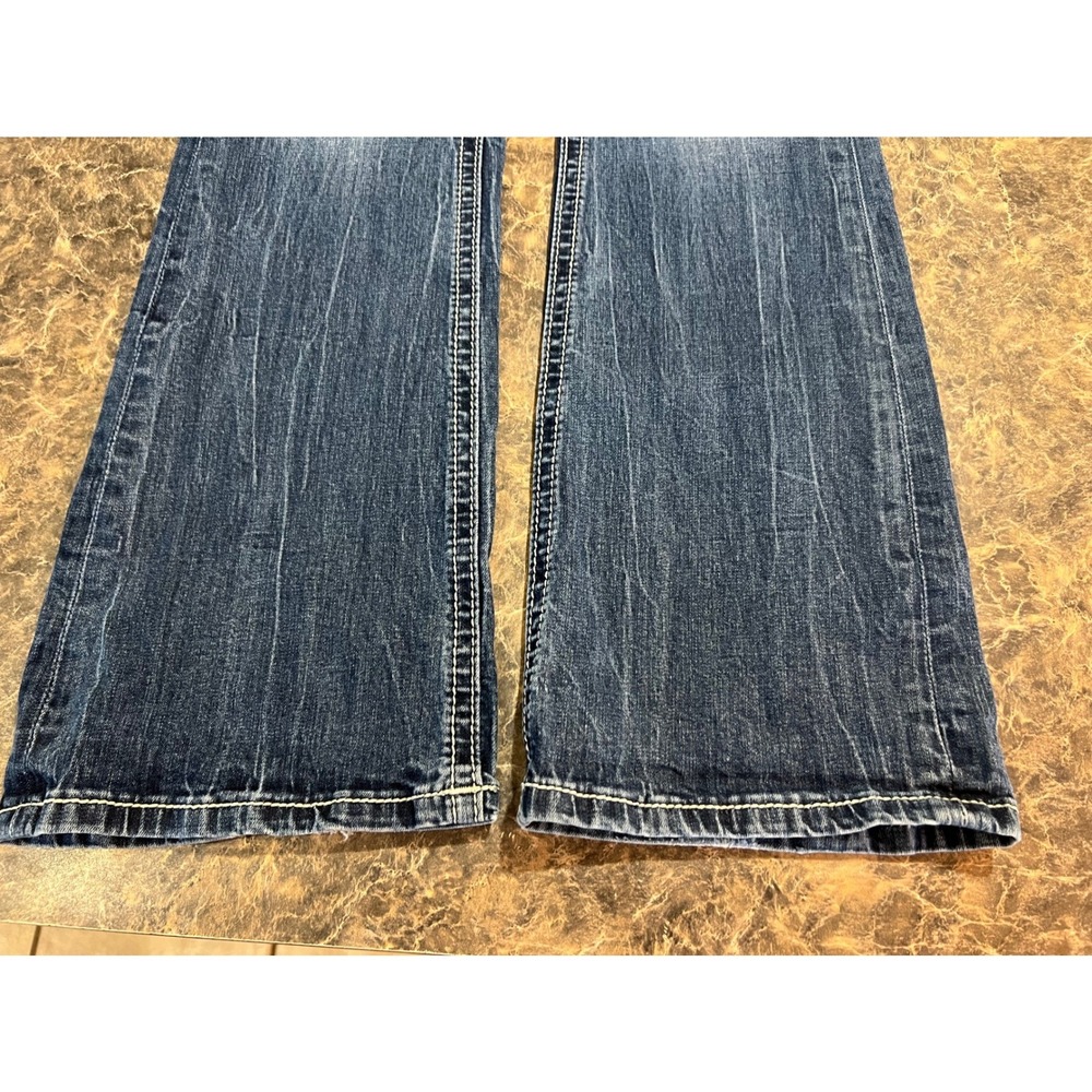 Miss Me Mid Rise Curvy Bootcut Jeans Blue Medium Embroidered Size 27 Y2K Western - Picture 4 of 10